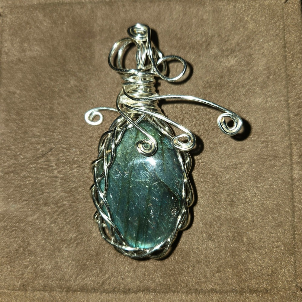 Wire Wrapped Labradorite Pendant Handmade‎ Silver Tone Jewelry Women 2 1/2"